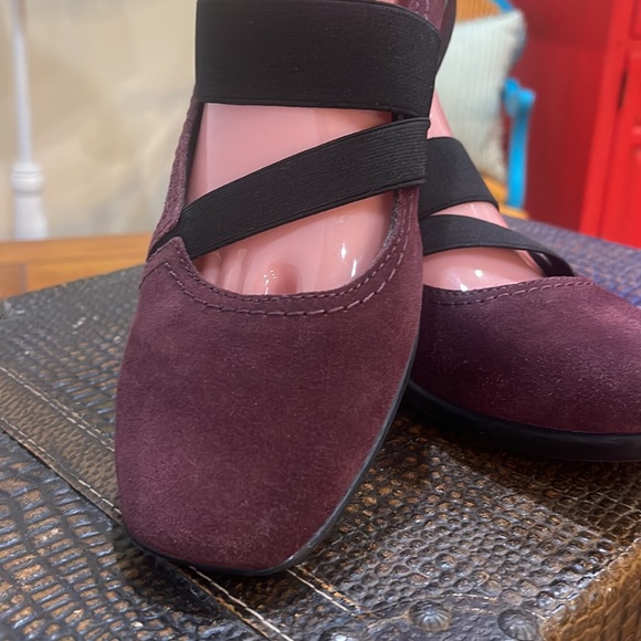 Clarks Collection soft cushions size 9M - Picture 2 of 13